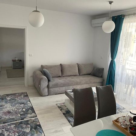Ferienwohnung Refugiul Linistit Giroc Exterior foto