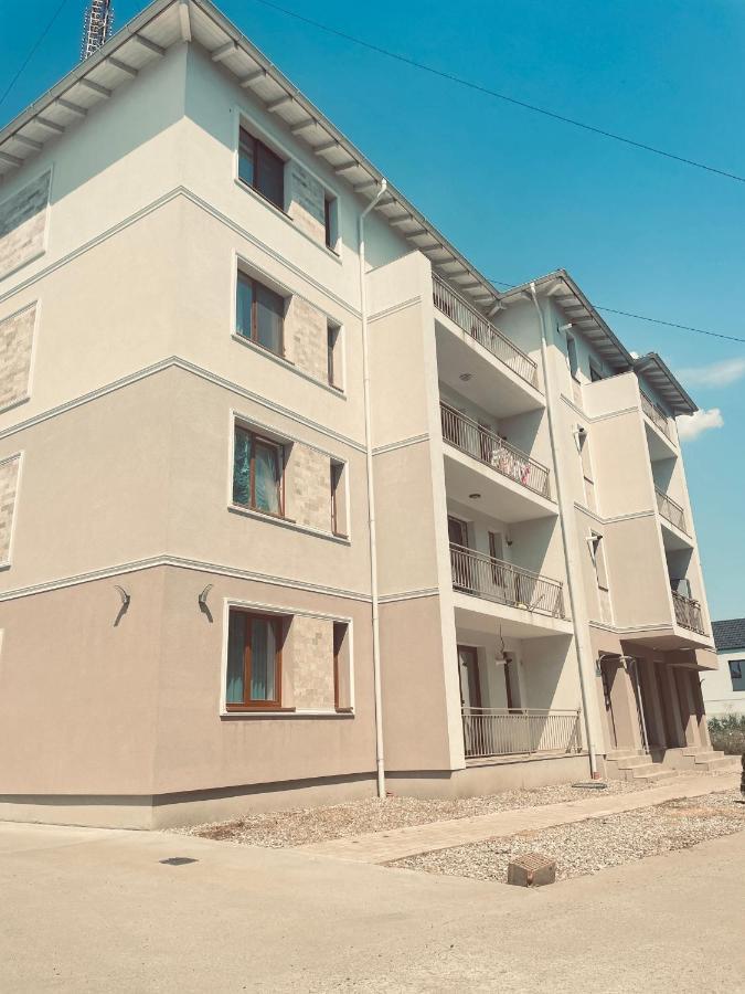 Ferienwohnung Refugiul Linistit Giroc Exterior foto